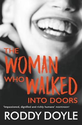 THE WOMAN WHO WALKED INTO DOORS PB